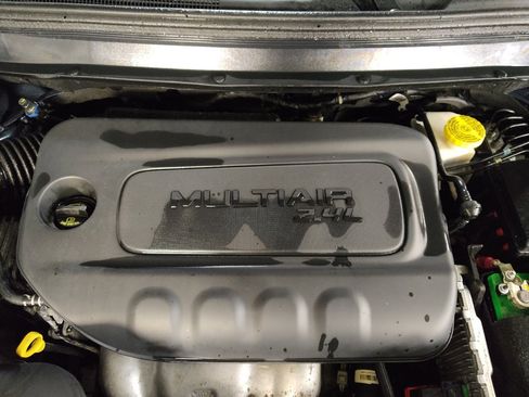 Used 2019 Jeep Cherokee Latitude w/ Popular Appearance Group image 30