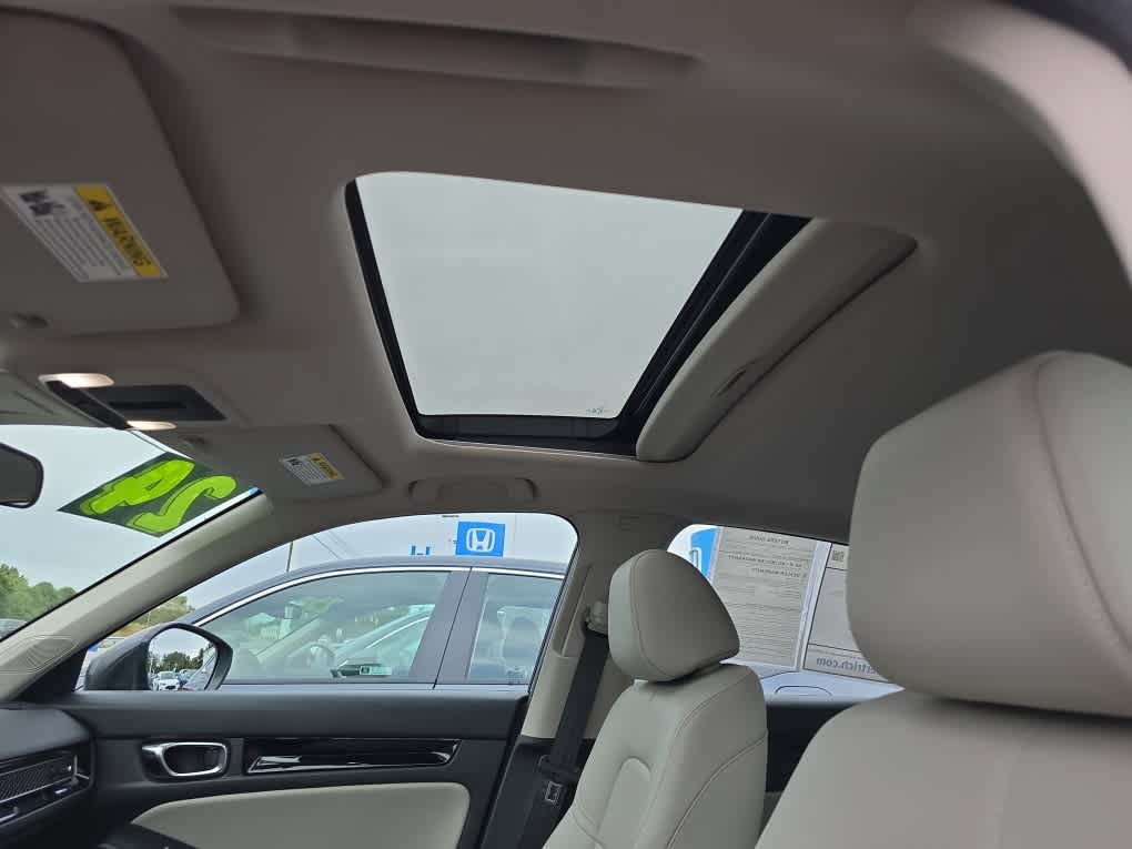 Used 2024 Honda Civic EX-L image 22