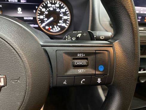 Certified 2024 Nissan Rogue SV AWD/4WD image 15