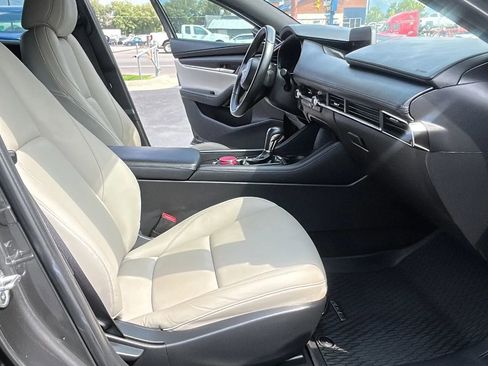 Used 2023 MAZDA MAZDA3 s image 17