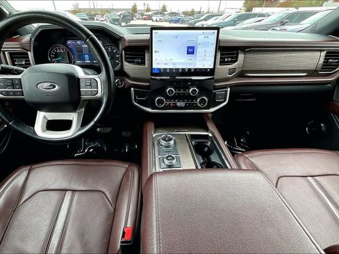 Used 2022 Ford Expedition Limited image 19