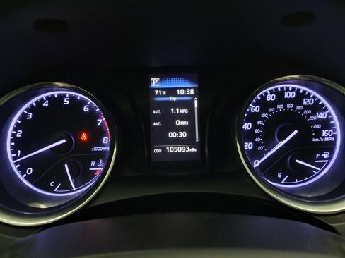 Used 2019 Toyota Camry LE FWD image 23