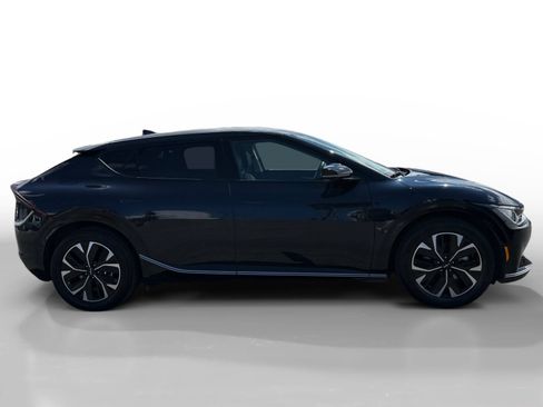 Used 2023 Kia EV6 Wind RWD image 6