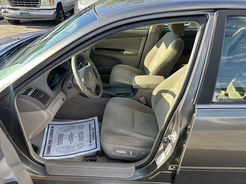 Used 2006 Toyota Camry FWD image 8