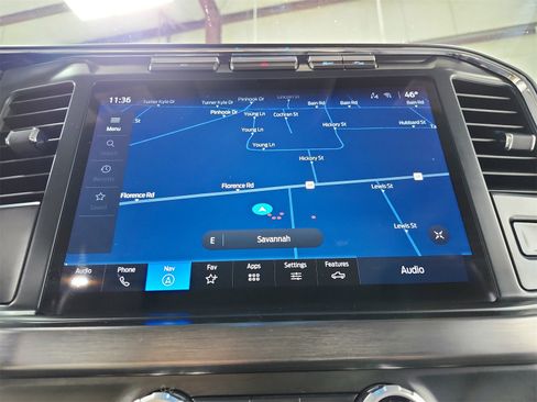 Used 2024 Ford F250 Lariat w/ Chrome Package image 31