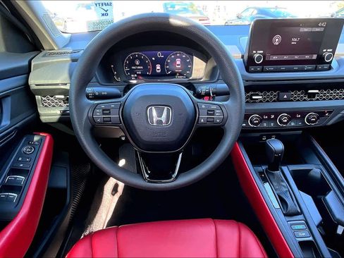 Used 2023 Honda Accord EX image 5