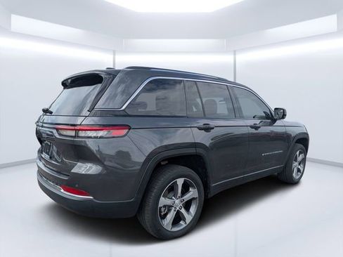 Used 2022 Jeep Grand Cherokee Limited 4xe AWD/4WD image 3