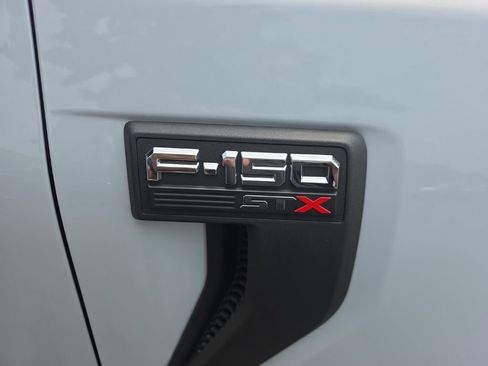 Used 2021 Ford F150 XL w/ STX Appearance Package AWD/4WD image 4
