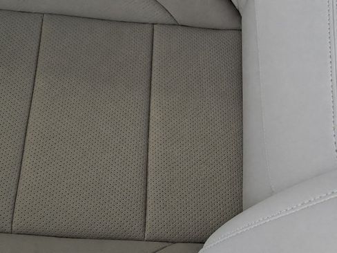 Used 2016 Mercedes-Benz GL 450 4MATIC image 23
