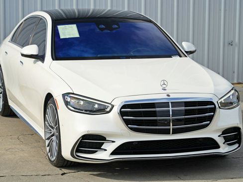 Used 2022 Mercedes-Benz S 500 4MATIC w/ AMG Line Package image 68