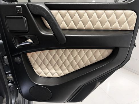 Used 2016 Mercedes-Benz G 65 AMG 4MATIC image 19