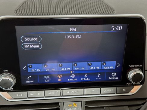 Used 2025 Nissan Altima 2.5 SV image 19