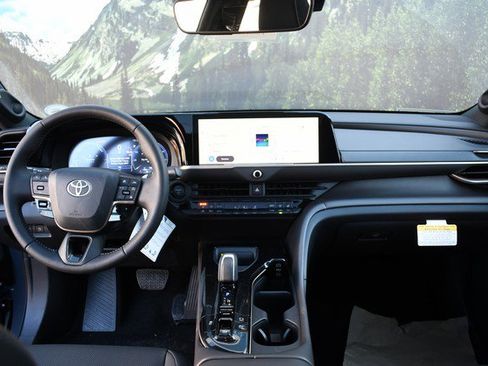 New 2026 Toyota Crown Nightshade image 9