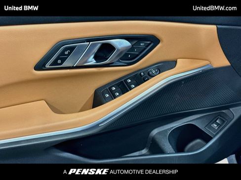 Used 2023 BMW 330i Sedan w/ Premium Package RWD image 10