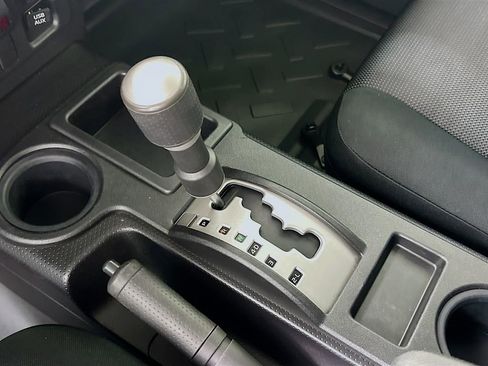 Used 2012 Toyota FJ Cruiser 2WD image 16