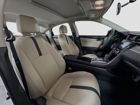 Used 2018 Honda Civic EX image 29