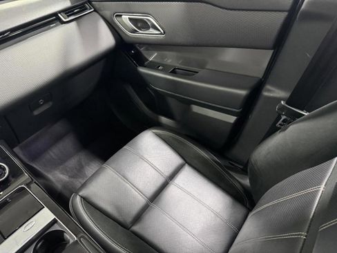 Used 2020 Land Rover Range Rover Velar S image 17