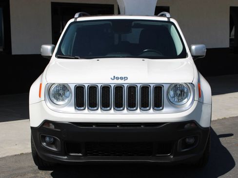Used 2017 Jeep Renegade Limited FWD image 2