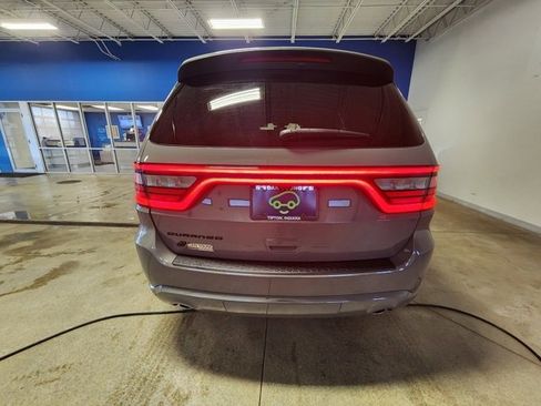 Used 2022 Dodge Durango SXT w/ Blacktop Package image 3