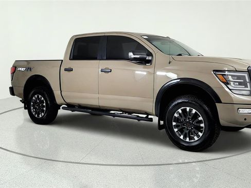Used 2021 Nissan Titan PRO-4X w/ Pro-4x Convenience Package AWD/4WD image 2