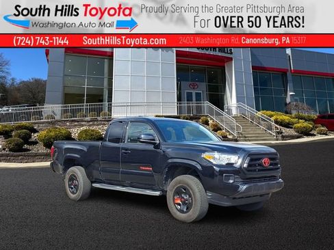 Used 2023 Toyota Tacoma SR AWD/4WD image 1
