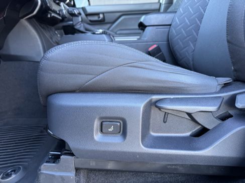 Certified 2024 Toyota Tacoma SR5 image 11