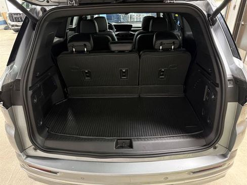 Certified 2026 Buick Enclave Avenir w/ Super Cruise Package AWD/4WD image 11