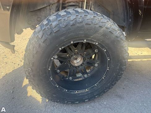 Used 2015 RAM 2500 Laramie w/ Black Appearance Group image 6