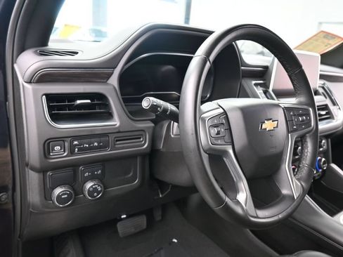 Used 2024 Chevrolet Tahoe LT RWD image 16