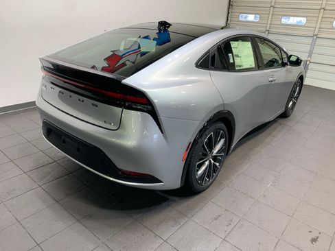 New 2026 Toyota Prius XLE image 3