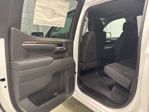 New 2026 Chevrolet Silverado 1500 RST AWD/4WD image 32
