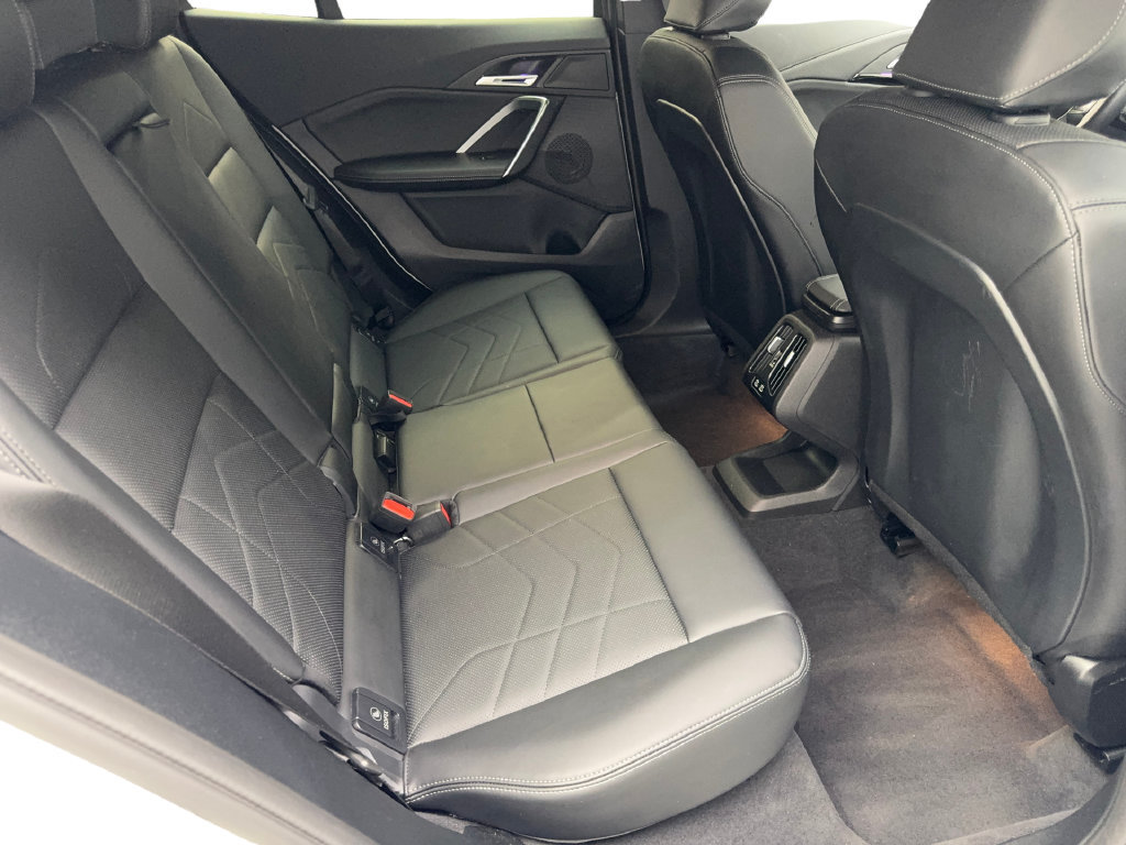 Used 2025 BMW X2 xDrive28i AWD/4WD image 41