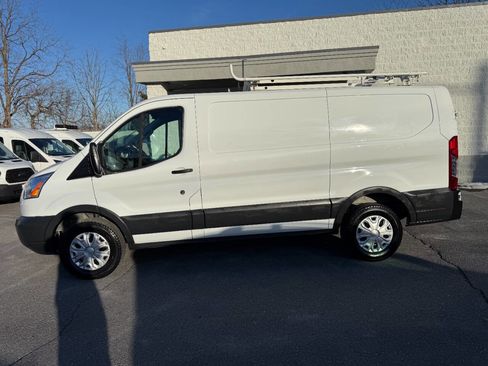 Used 2015 Ford Transit 250 130 Low Roof image 26