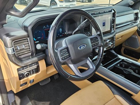 Certified 2024 Ford F250 Lariat w/ Lariat Ultimate Package AWD/4WD image 16