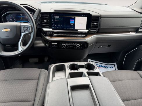 Certified 2023 Chevrolet Silverado 1500 LT AWD/4WD image 10