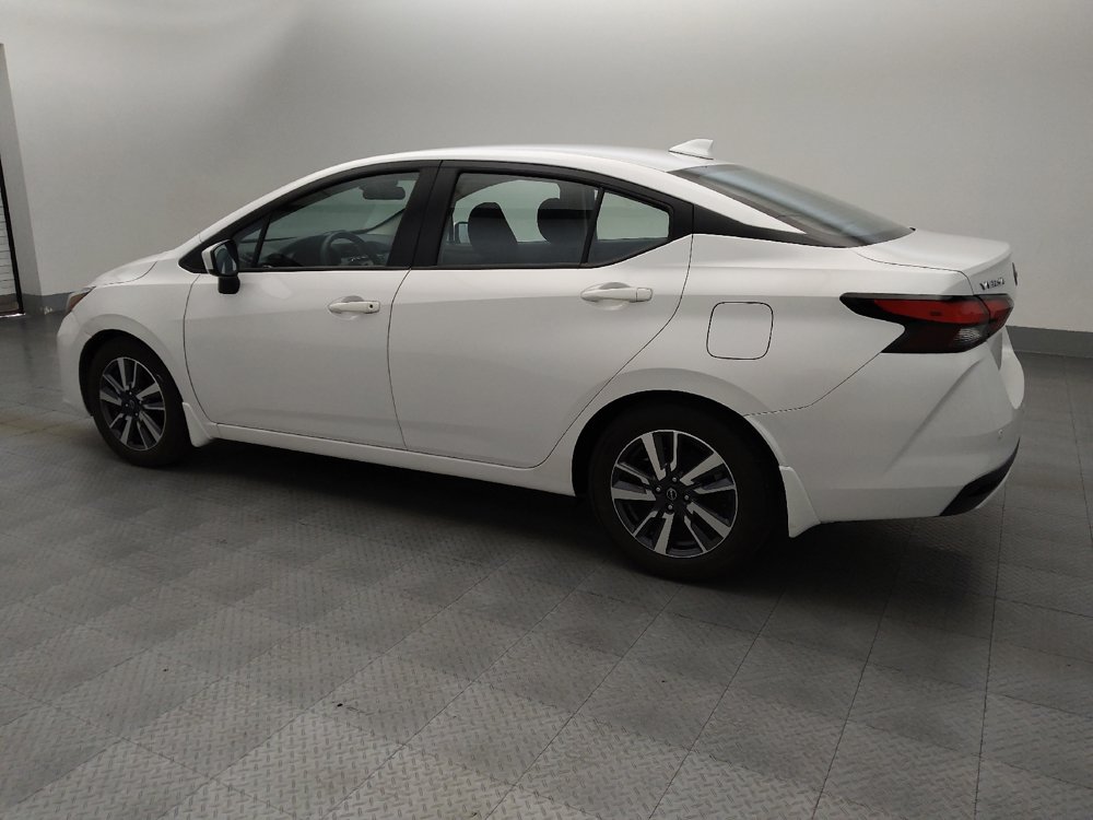 Used 2025 Nissan Versa SV w/ Trunk Package FWD image 3
