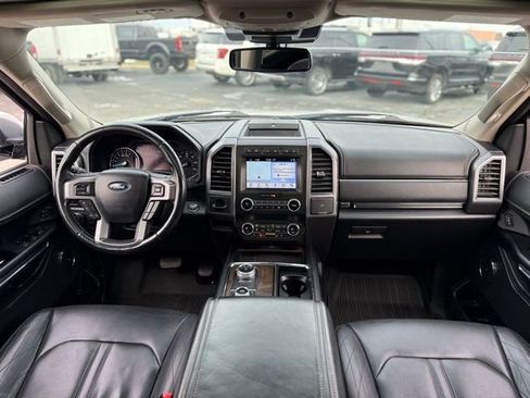 Certified 2019 Ford Expedition Max Platinum image 3