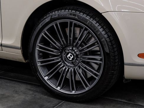 Used 2009 Bentley Continental GT image 64