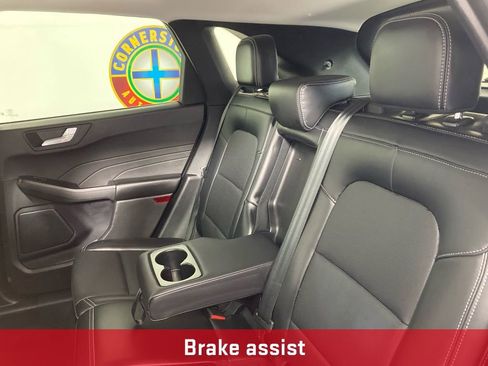 Used 2024 Ford Escape Platinum image 17