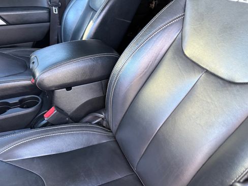 Used 2017 Jeep Wrangler Unlimited Rubicon image 26