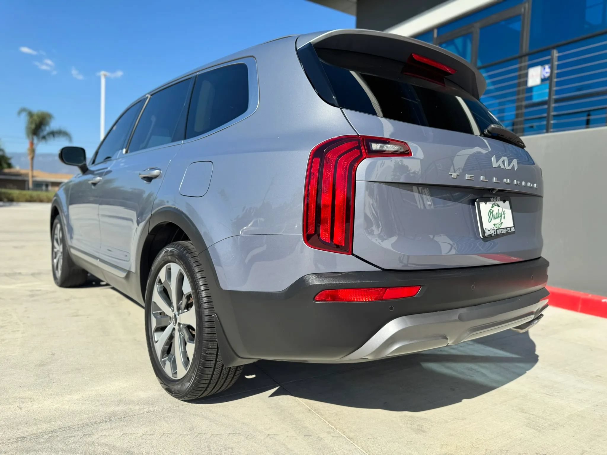 Used 2022 Kia Telluride S FWD image 7