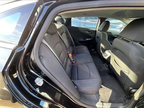 Used 2023 Chevrolet Malibu LT FWD image 15