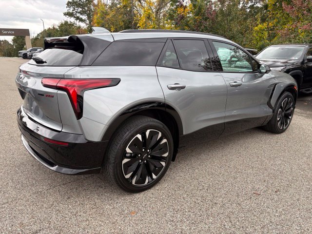 Used 2025 Chevrolet Blazer EV RS AWD/4WD image 5