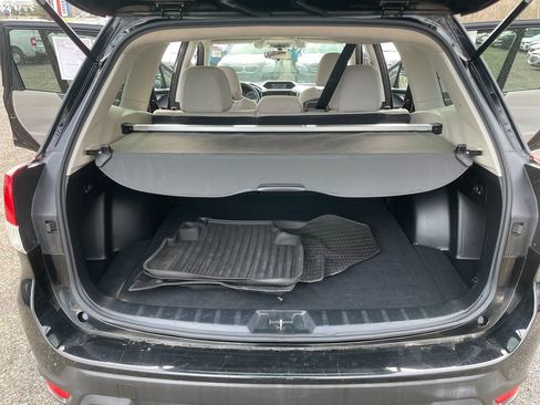 Used 2020 Subaru Forester Premium image 27