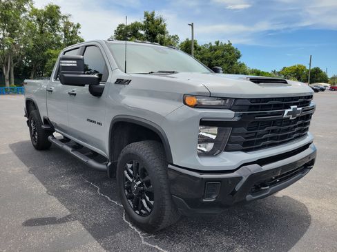 Certified 2025 Chevrolet Silverado 2500 Custom w/ Custom Value Package AWD/4WD image 3