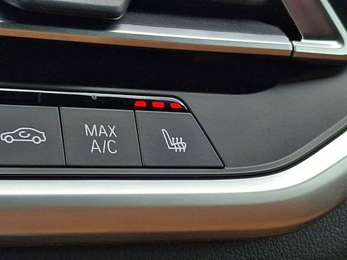 Used 2023 BMW X5 xDrive40i w/ Premium Package AWD/4WD image 24