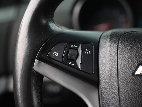 Used 2013 Chevrolet Cruze LT FWD image 25