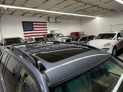 Used 2005 Toyota Highlander Limited image 8