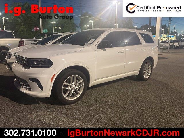 Used 2025 Dodge Durango GT w/ Trailer Tow Group IV AWD/4WD image 3