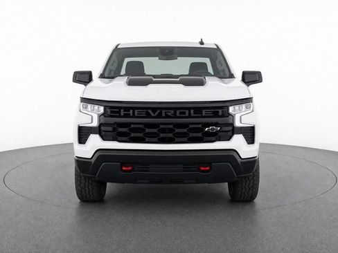 Used 2024 Chevrolet Silverado 1500 LT Trail Boss w/ LT Trail Boss Premium Package AWD/4WD image 2